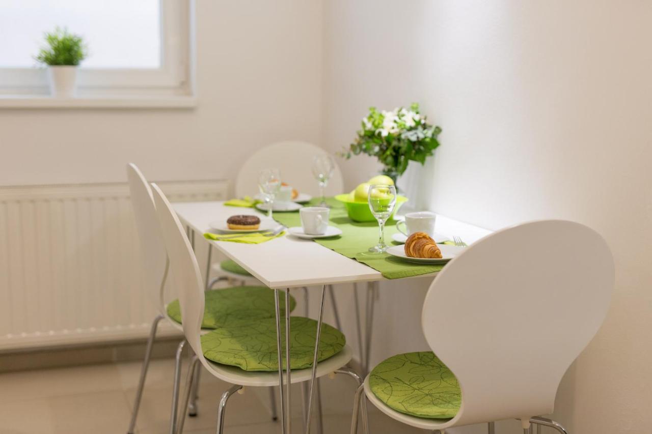 Logo Apartments 5 Min Walk To Main Square 萨格勒布 外观 照片