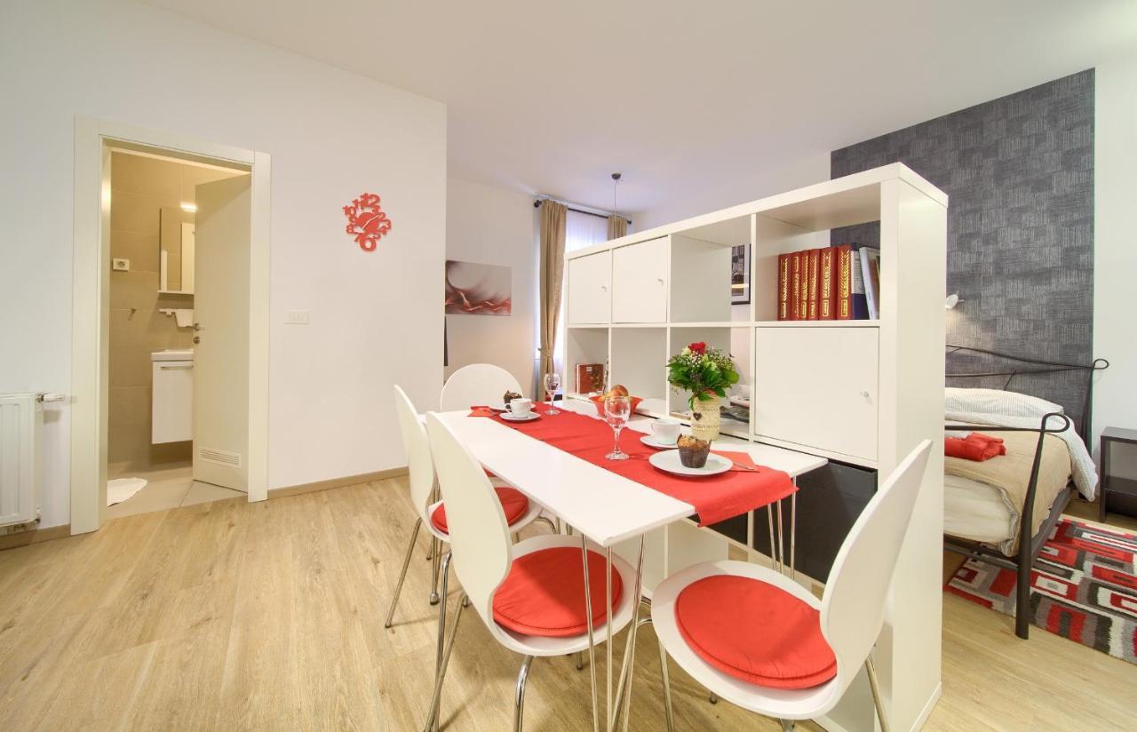 Logo Apartments 5 Min Walk To Main Square 萨格勒布 外观 照片