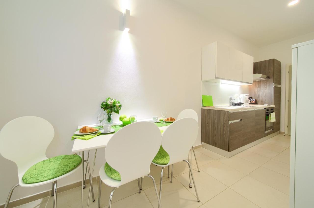 Logo Apartments 5 Min Walk To Main Square 萨格勒布 外观 照片