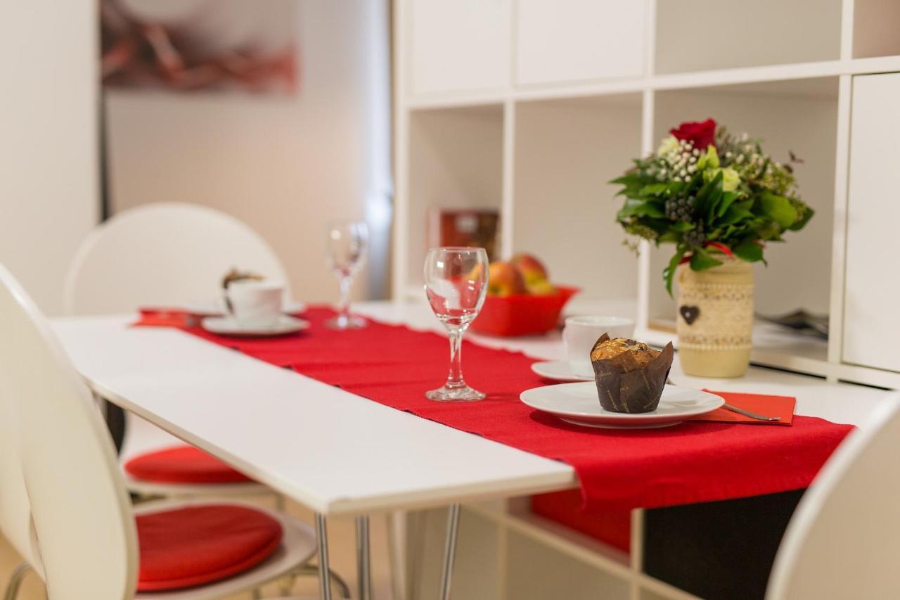 Logo Apartments 5 Min Walk To Main Square 萨格勒布 外观 照片