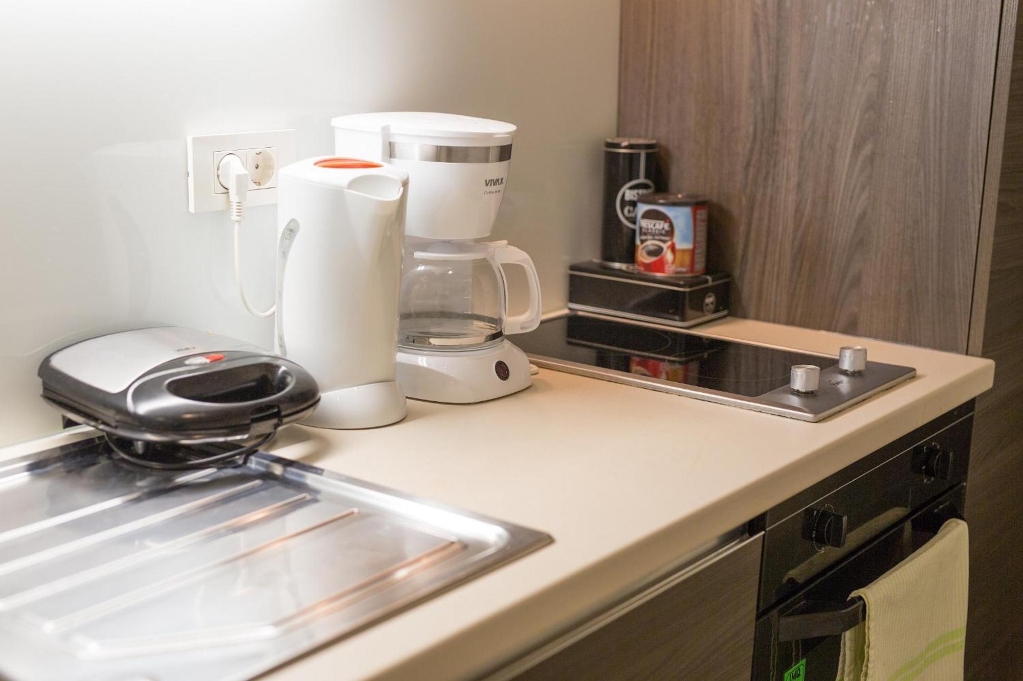 Logo Apartments 5 Min Walk To Main Square 萨格勒布 客房 照片